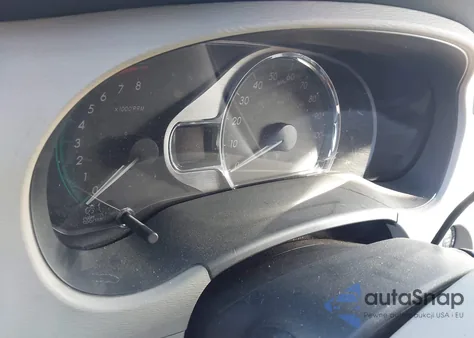 2013 Toyota Sienna Xle V6 8 Passenger from USA, damaged, VIN 5TDYK3DC6DS388793